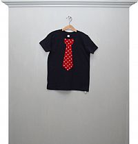 Shirt dunkelblau mit roter Punkte-Krawatte